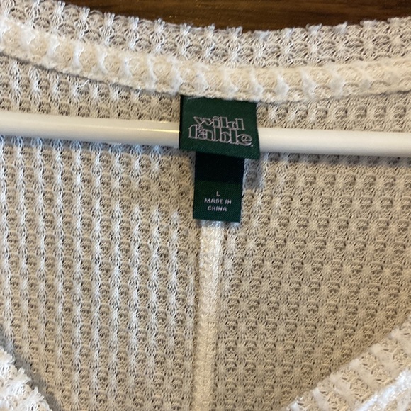 Sweater - Picture 2 of 3